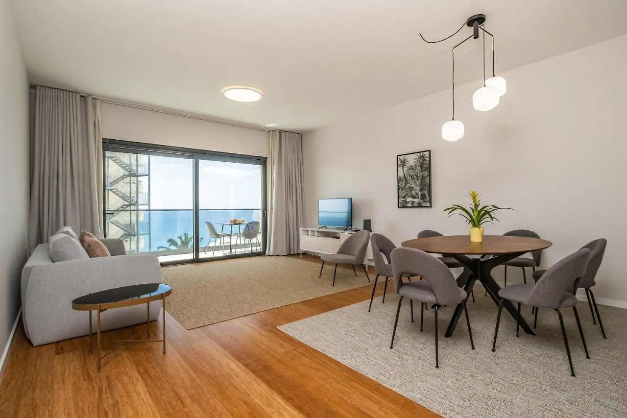 Apartment With Ocean View And Parking Funchal  Funchal (Madeira)