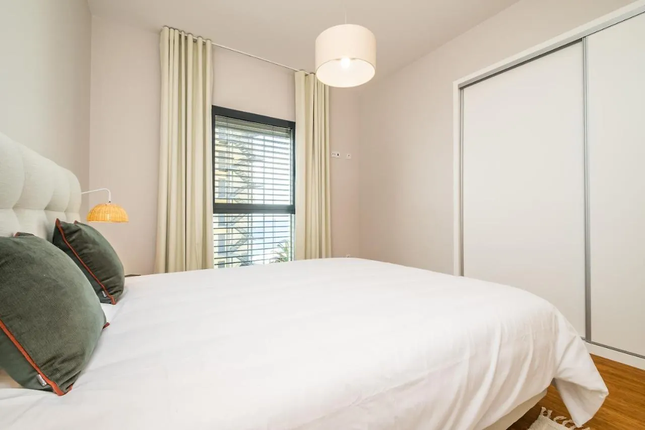 Apartment With Ocean View And Parking Funchal  0*, Funchal (Madeira)